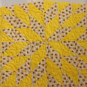 bee kind baby quilt