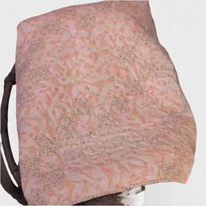 giraffe baby quilt product image