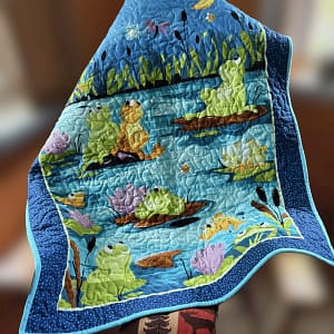 Froggy Friends quilt product image