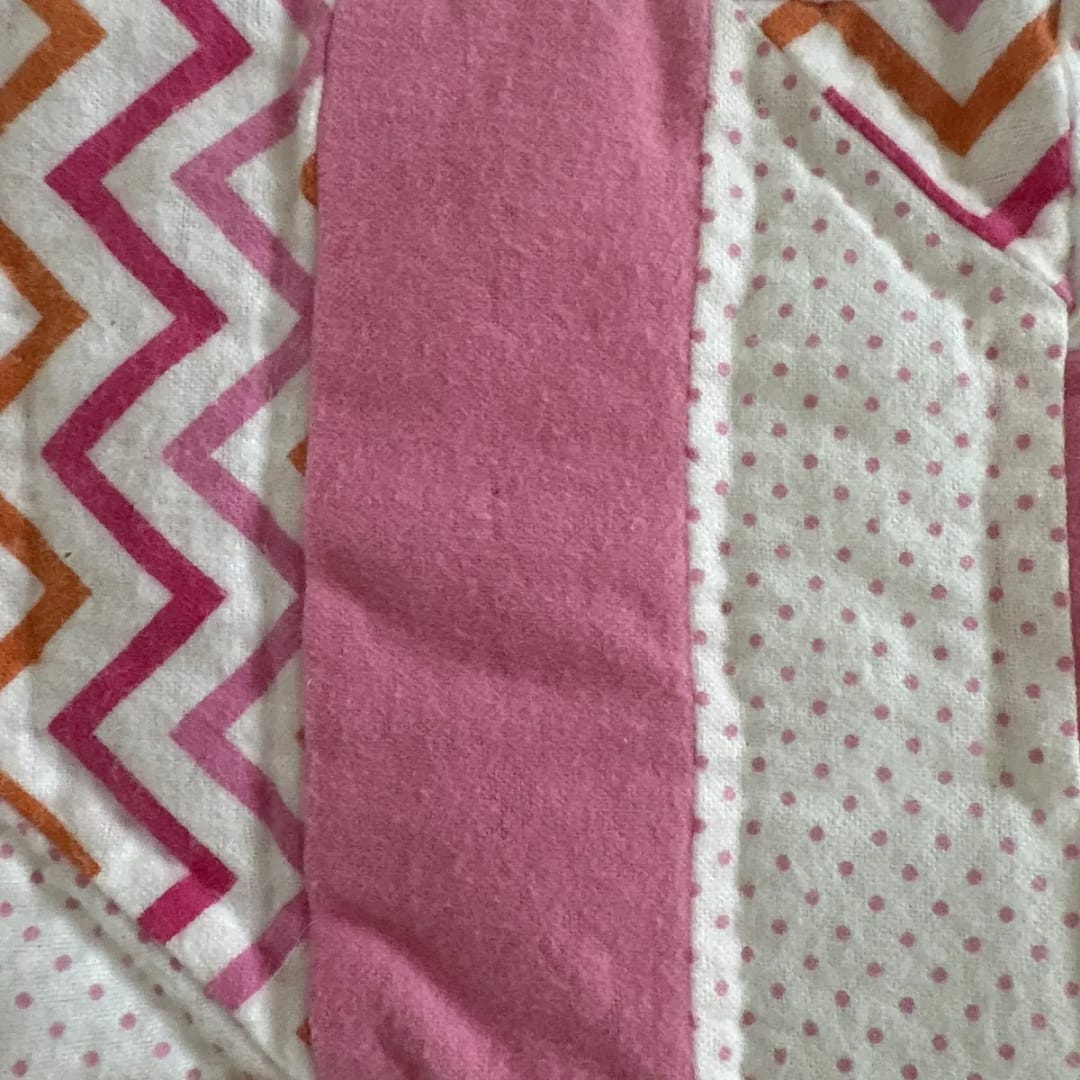 Pink a Link Baby Quilt detail c