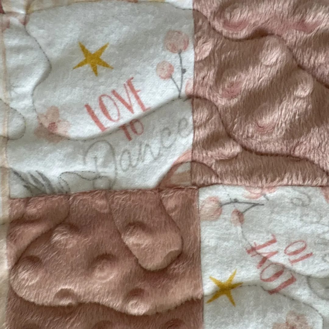 pink ballet dancer detail 1