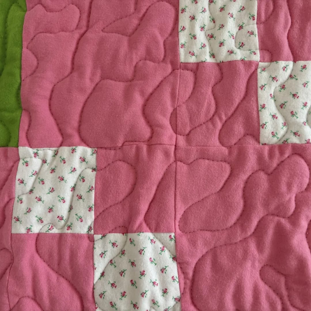 Rose Baby Quilt detail 4