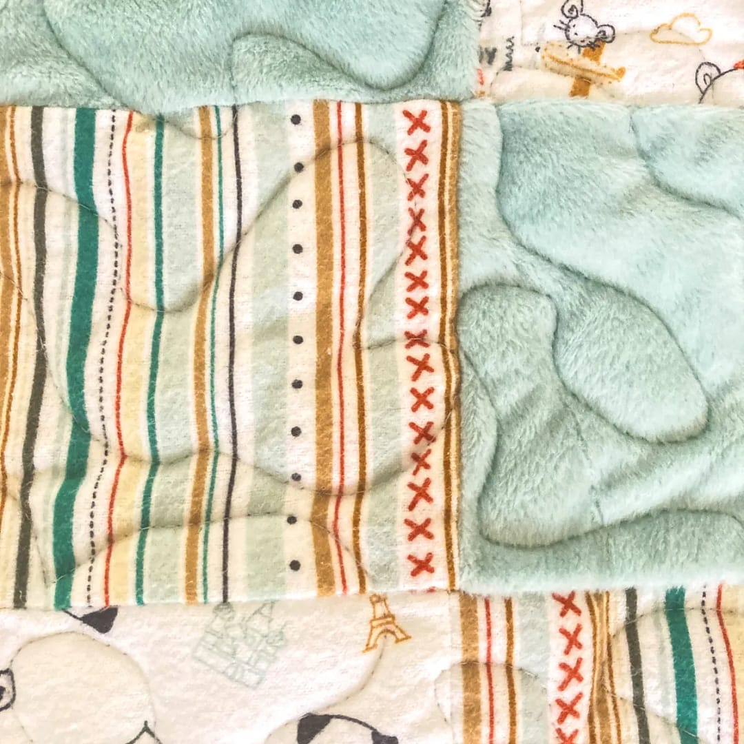 Animal Travelers Baby Quilt detail 3