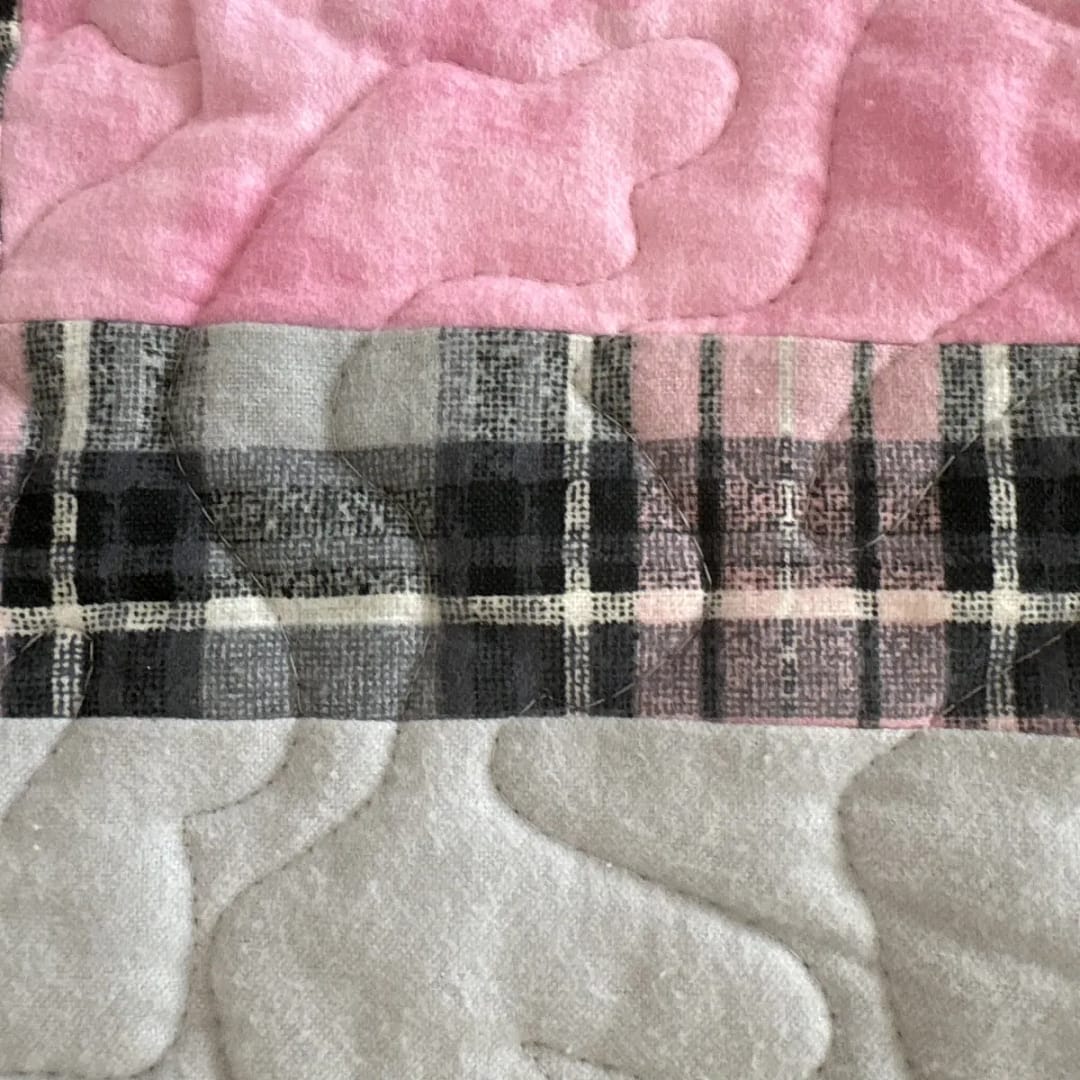 new pink plaid baby quilt detail 3