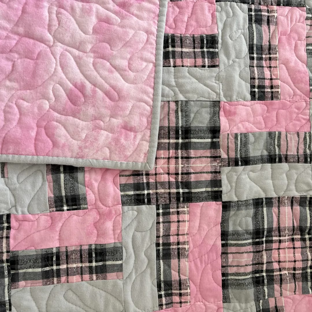 new pink plaid baby quilt detail 4