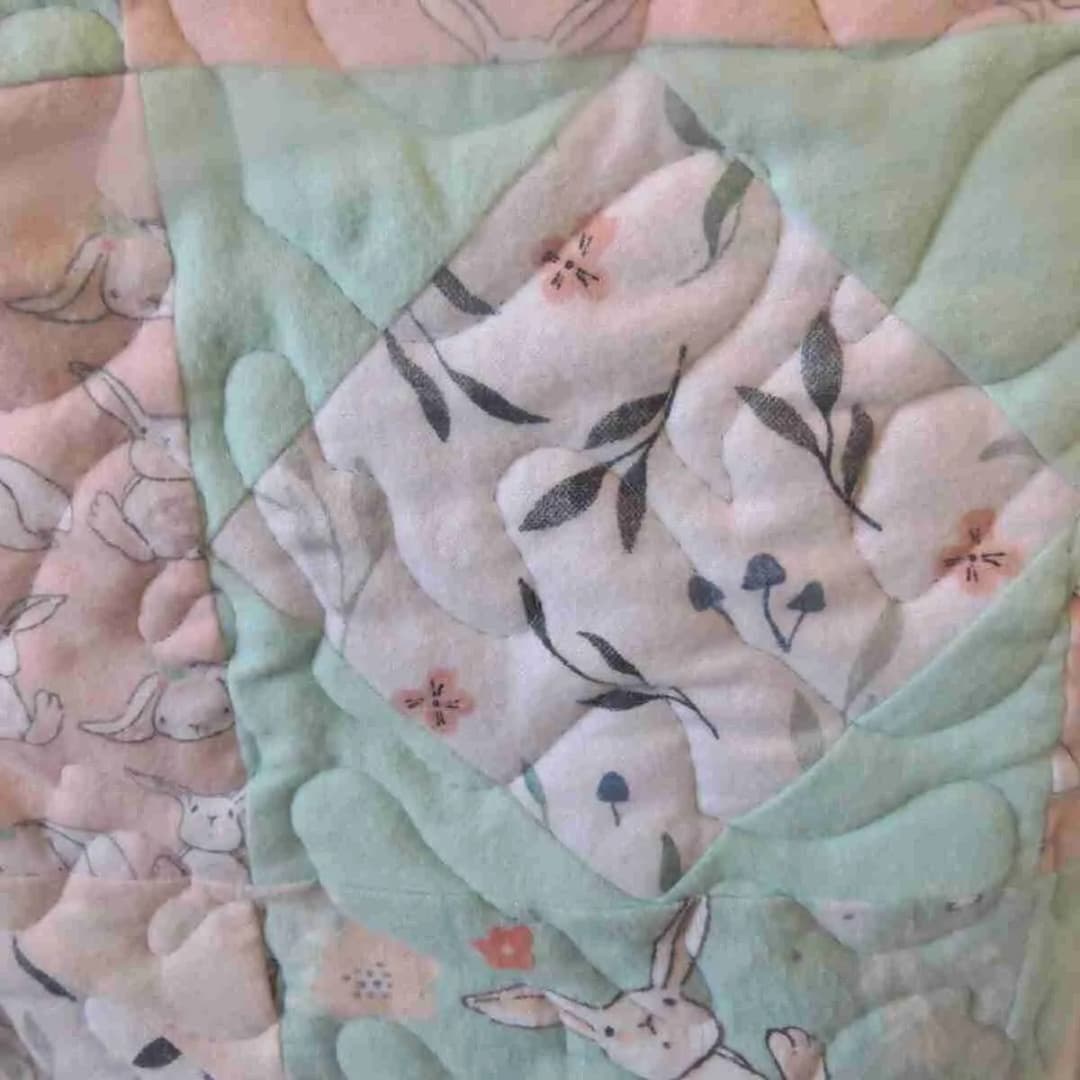 bunny trails baby quilt 3