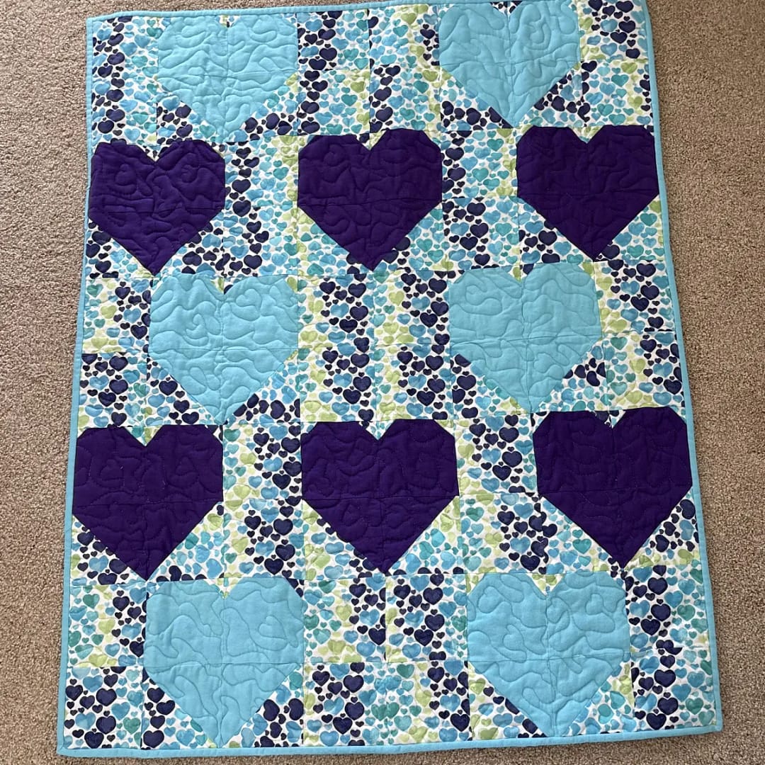 Sweet Hearts Baby Quilt full view