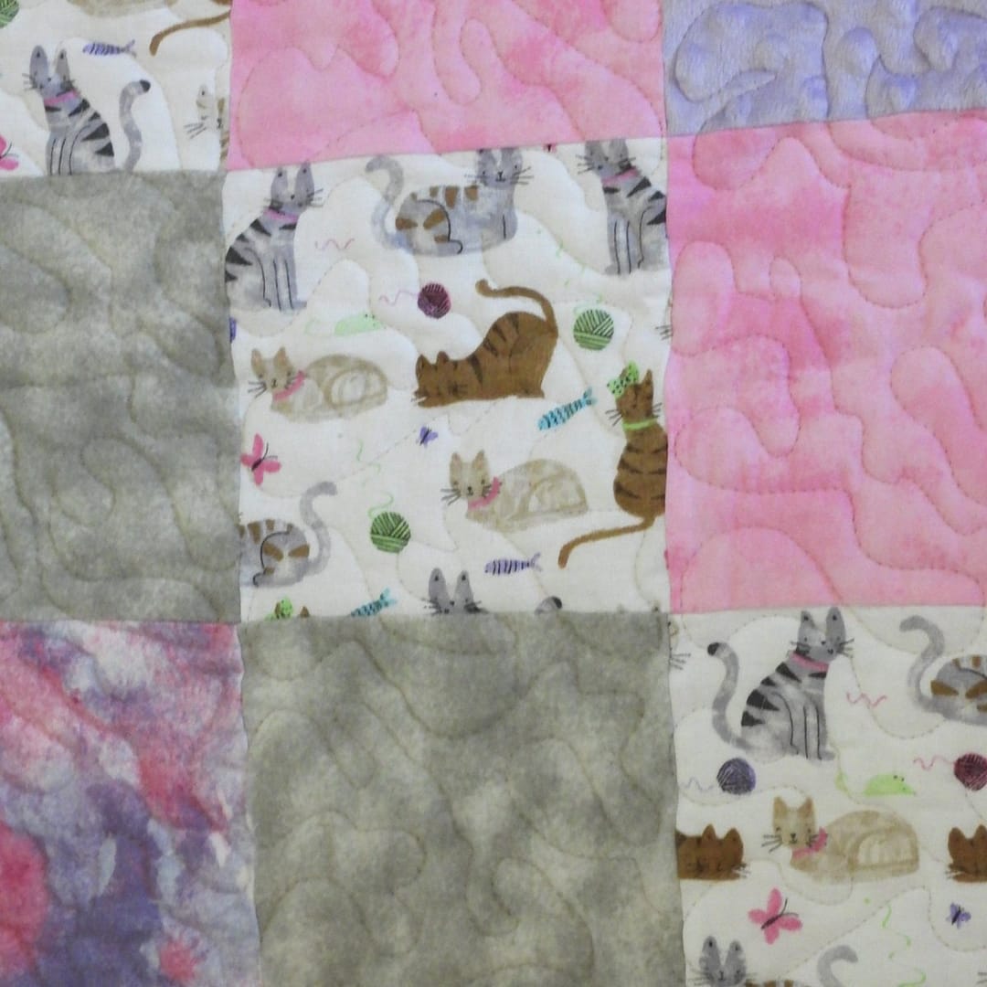Kittens cuddles baby quilt detail 7
