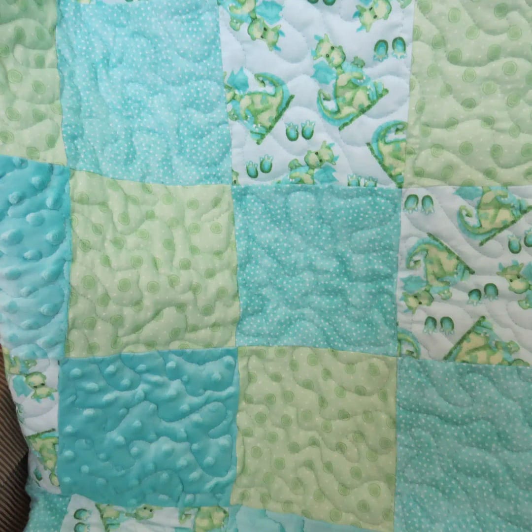 Magic Dragon Baby Quilt detail 2