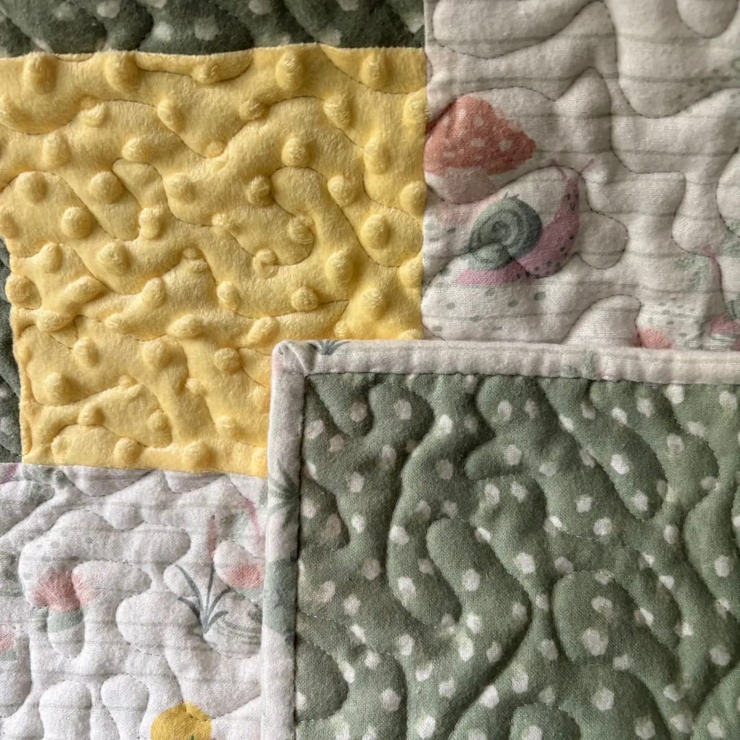 Bright Blooms Baby Quilt detail of yellow square