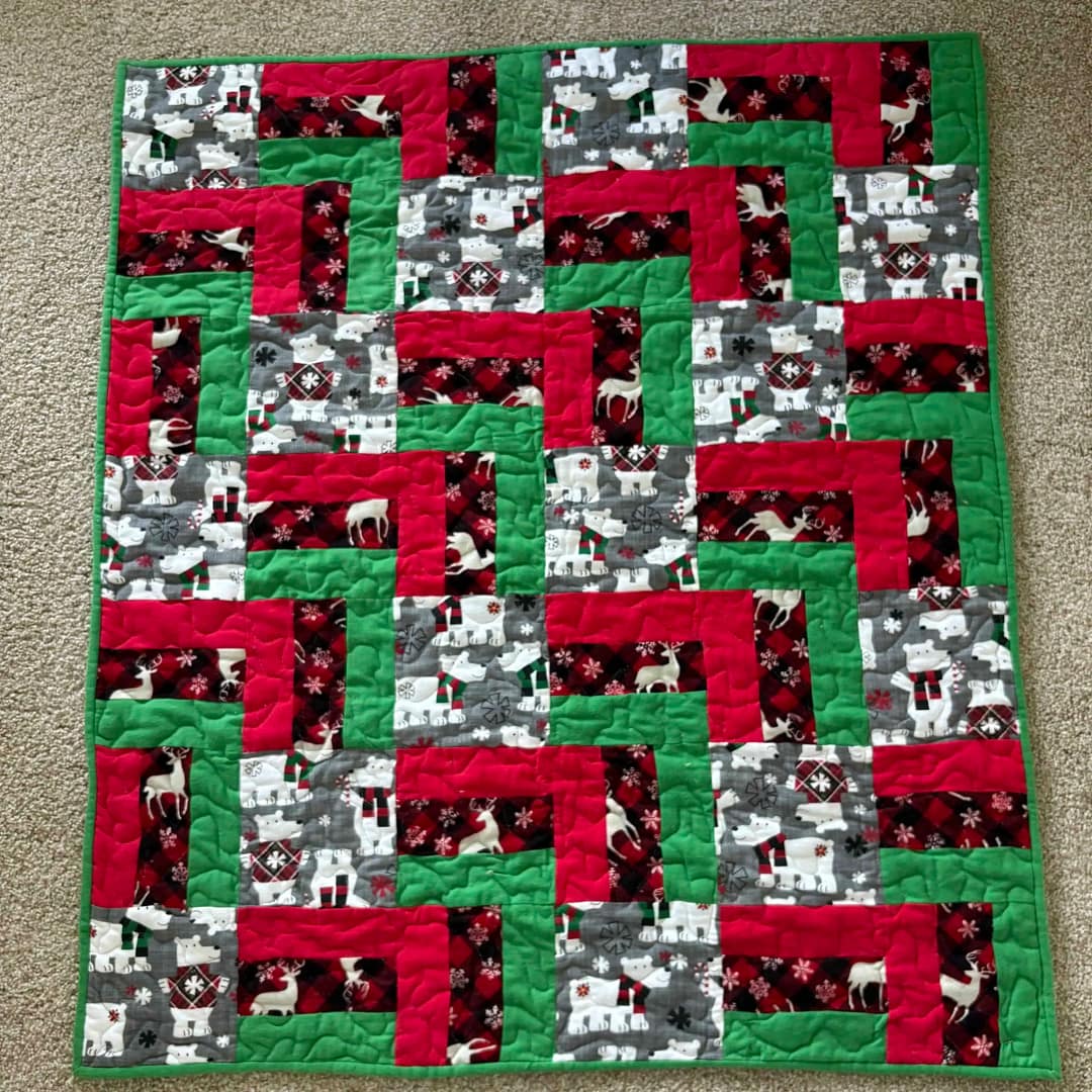 Winter Bears Baby Quilt detail d