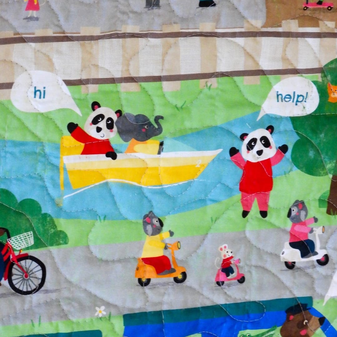 Animals in the park boat detail