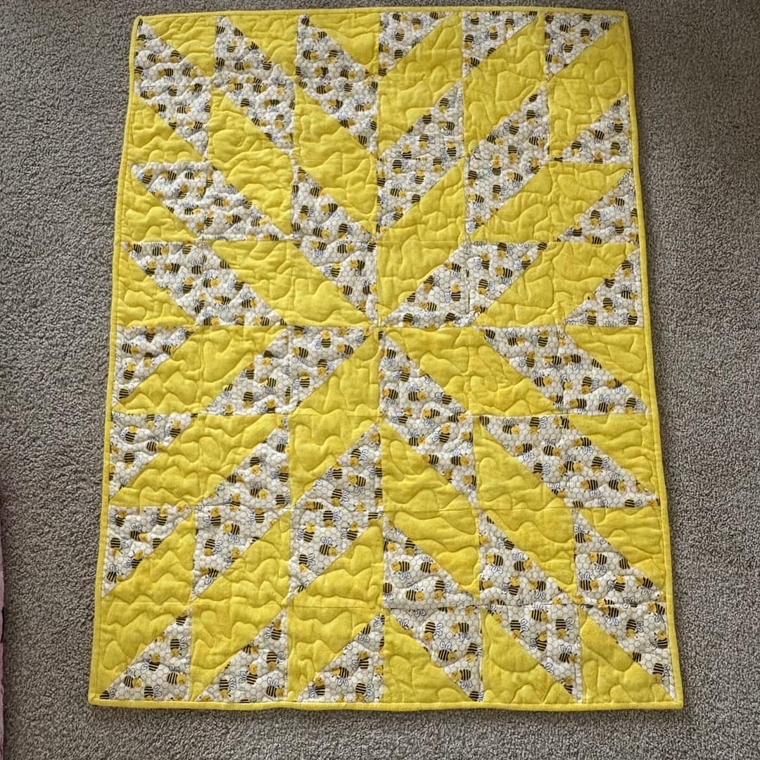 Bee Kind baby Quilt full view